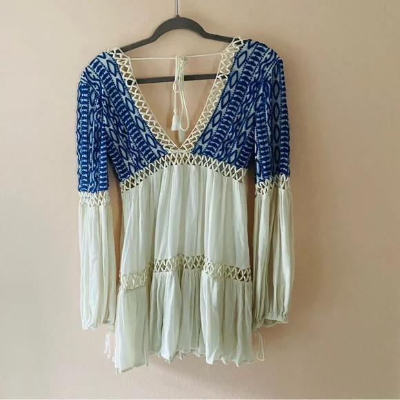 FREE PEOPLE DUSK TIL DAWN LONG SLEEVE WHITE ANE BLUE MINI DRESS - Picture 3 of 4